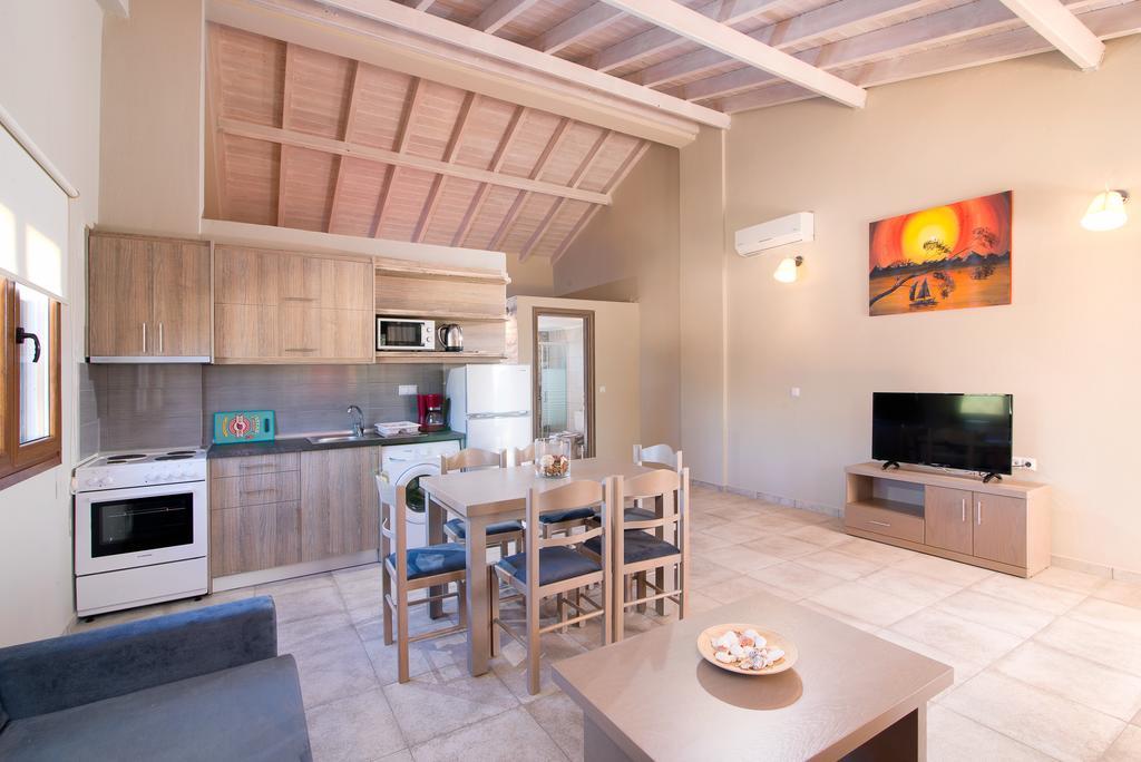 Olive Land Villas Limenaria  Bilik gambar